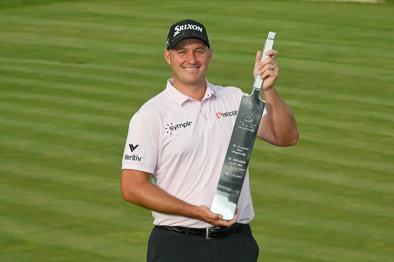 ⛳️ Straka Wins In Philly - Plus: LIV Players Performing Worse, Golf Gal Of The Week, and More.
