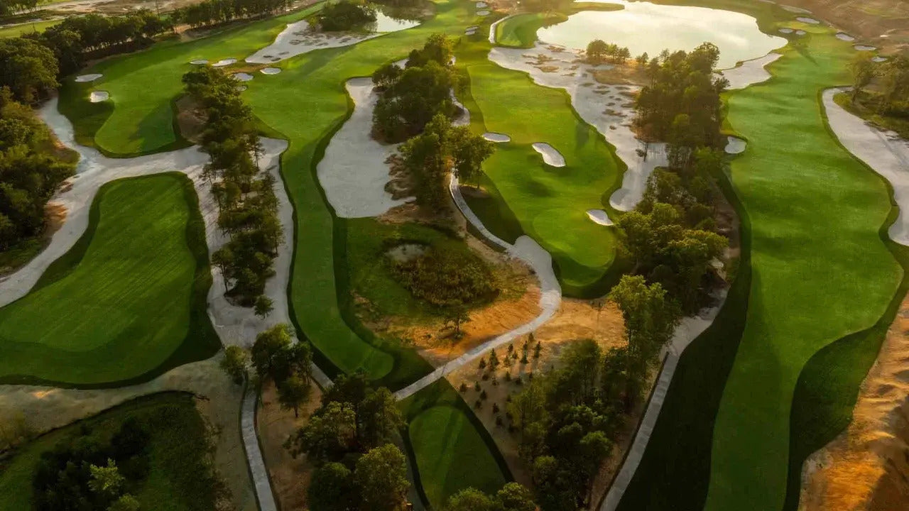 ⛳️ Our Golf Giveaway Is LIVE - Plus: Mike Trouts New Course, Rate Her Swing, Bets and More.